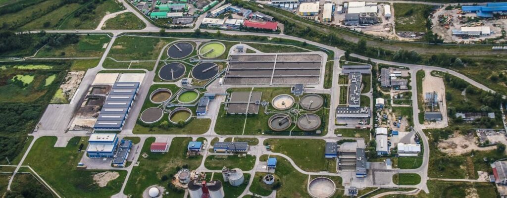 Sistemas de riego y conducción de agua para industria del agua